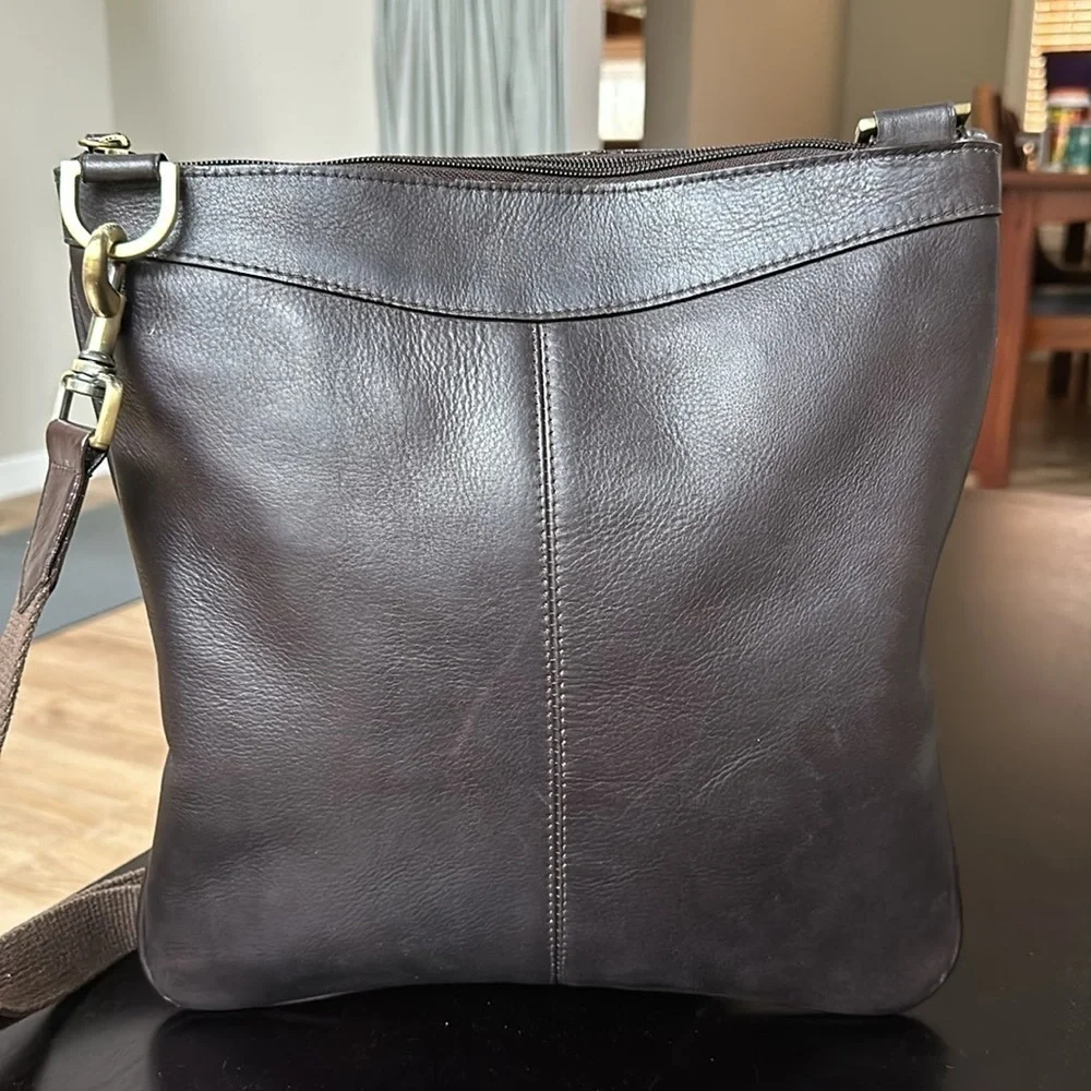 CLAVA chocolate brown leather turn lock crossbody bag